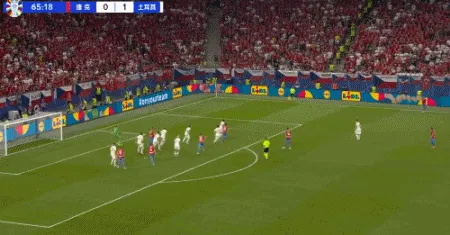 1719448754526898.gif 3.gif