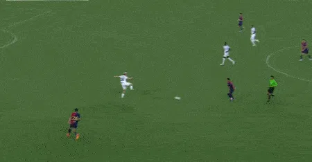 1722998046926794.gif 4.gif