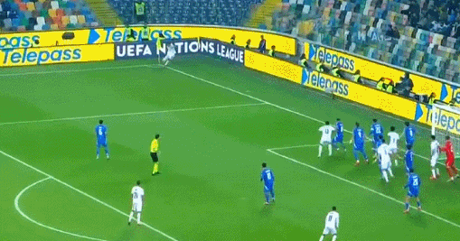 1728956268326144.gif 4.gif