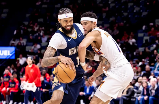 莺歌复出29+7 CJ25+6 布克28分 鹈鹕胜太阳终结9连败