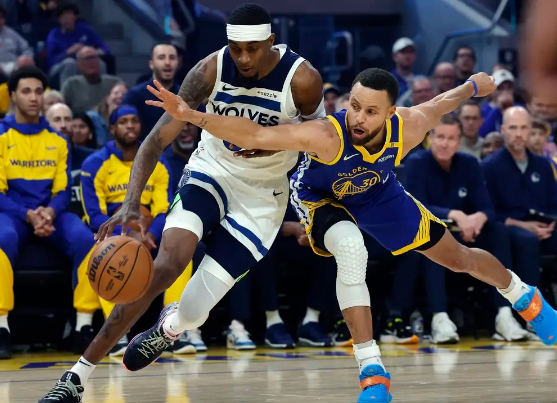 爱德华兹30+9助 库里23分 森林狼107-90战胜勇士迎4连胜