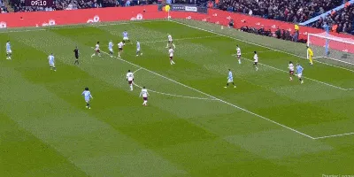 1736010426389245.gif 2.gif