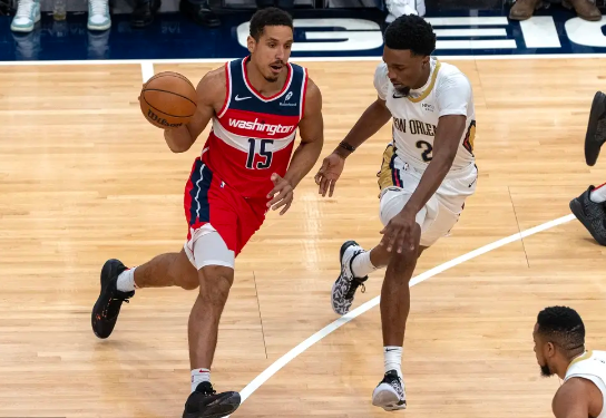 CJ25分 D-穆雷三双 墨菲22+9&伤退 库兹马28+5 鹈鹕轻取奇才