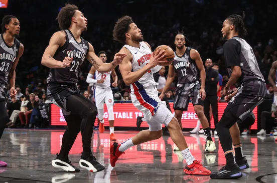 比斯利23分 CC13+5 克洛尼29+6 活塞大胜篮网豪取5连胜