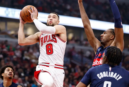 拉文33分 武切维奇23+13 普尔22分 公牛23记三分送奇才5连败 拉文33分 武切维奇23+13 普尔22分 公牛23记三分送奇才5连败