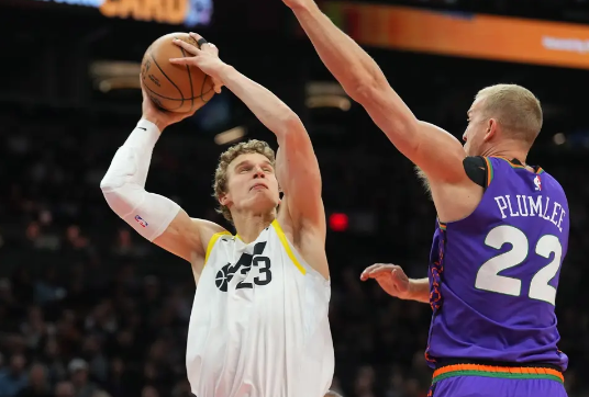 布克34+5 杜兰特25+5+7 马尔卡宁24分 太阳送爵士3连败