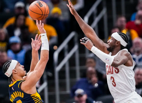 米切尔35+9 小莫布里22+13 骑士复仇终结步行者6连胜