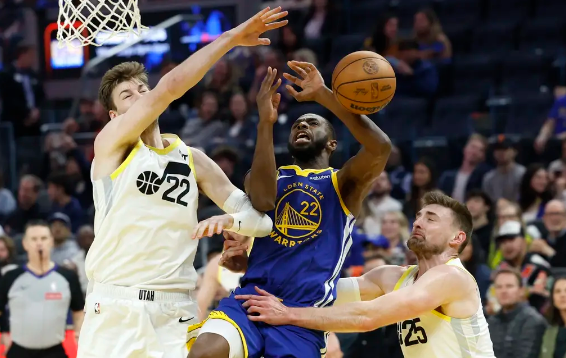 库里缺阵塞克斯顿30分 施罗德23+5勇士114-103送爵士7连败