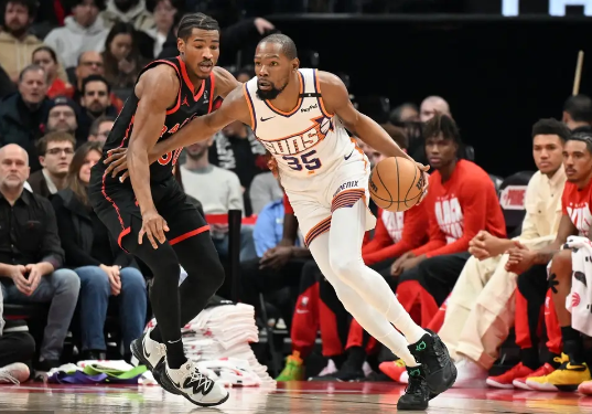 猛龙末节三分7连击！杜兰特15中5 太阳不敌4人20+的猛龙