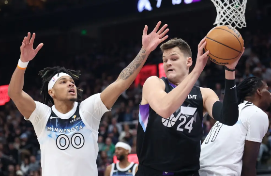 凯斯勒扣篮准绝杀 科林斯29+12 华子停赛 森林狼不敌垫底爵士