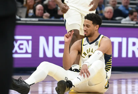 哈利伯顿16+8+12 西卡抛投收比赛 步行者拒逆转再胜篮网