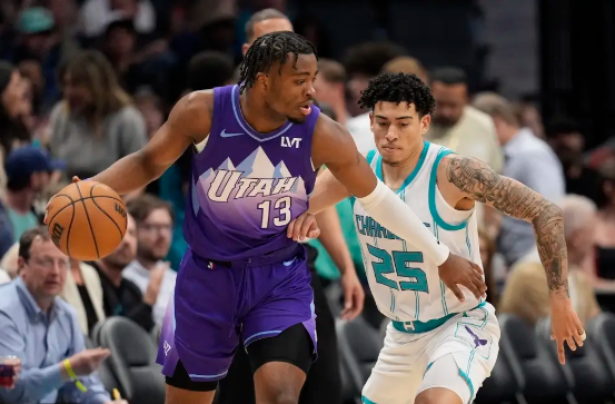 布里奇斯26+10+8 小乔治20分 黄蜂胜爵士结束5连败&爵士6连败