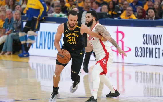 火箭力克勇士拖入抢七！范乔丹29+8+8 申京21+14 库里29+7