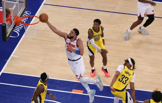 布伦森32分 唐斯24+13 哈利7投8分 尼克斯17分大胜2-3步行者 布伦森32分 唐斯24+13 哈利7投8分 尼克斯17分大胜2-3步行者