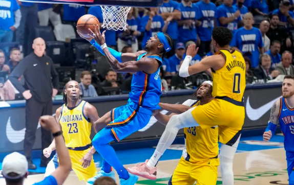 亚历山大34+5+8 哈利伯顿17+6+5失误 雷霆胜步行者扳成1-1! 亚历山大34+5+8 哈利伯顿17+6+5失误 雷霆胜步行者扳成1-1!